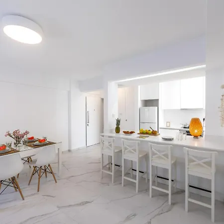 Mackenzie Leo Seafront Apartament Larnaca