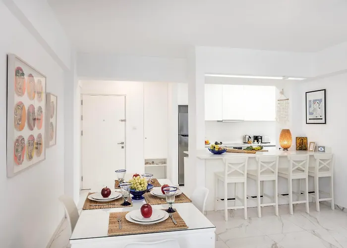 Mackenzie Leo Seafront Apartament Larnaca