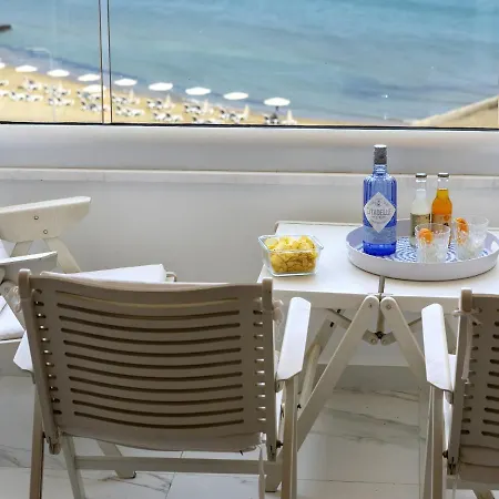 Mackenzie Leo Seafront Διαμέρισμα